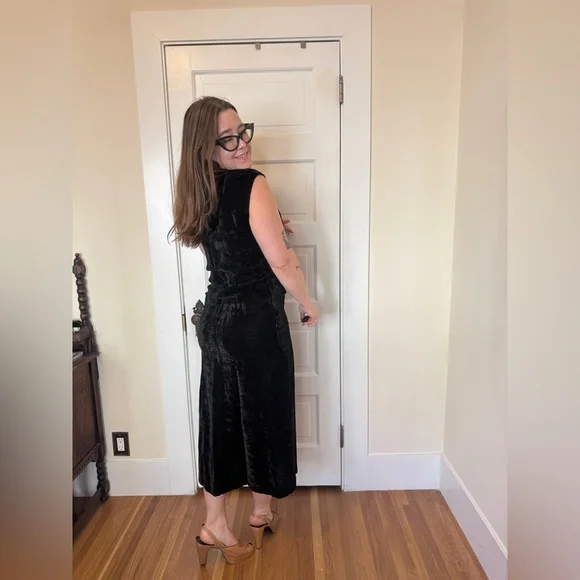 70s Vintage Black Velvet Column Dress w Side Slits and Gold Sequin Details Sz M - Picture 3 of 7